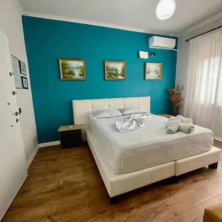 Pensionat Private Entry And Bathroom Tirana