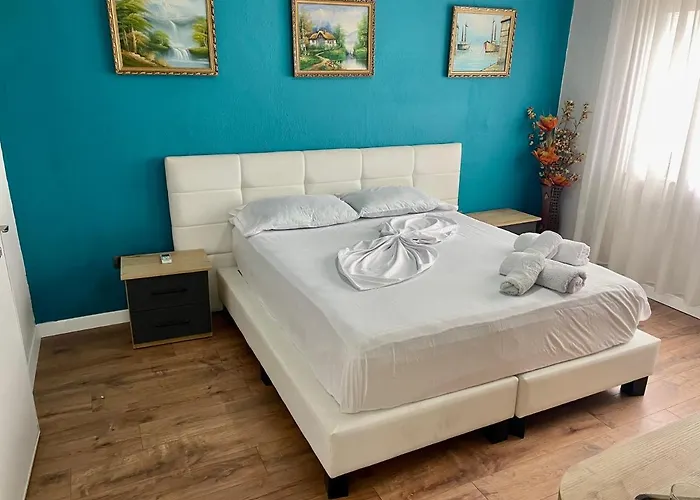 Private Entry And Bathroom Casa de hóspedes