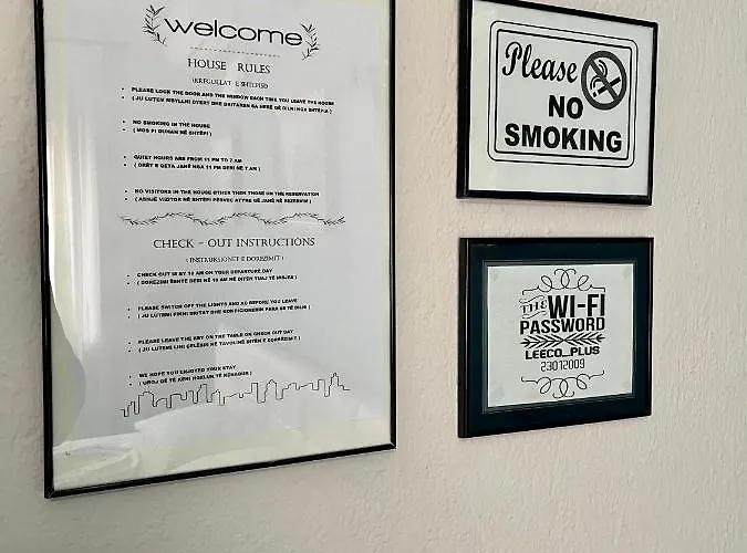 Private Entry And Bathroom 3*